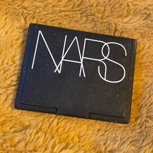 Nars translucent crystal setting powder